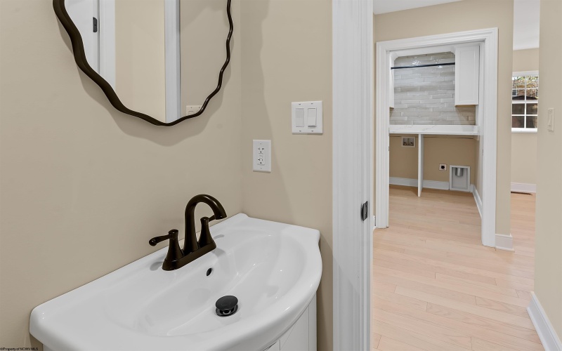 644 Lashley Drive, Morgantown, West Virginia 26505, 4 Bedrooms Bedrooms, 9 Rooms Rooms,2 BathroomsBathrooms,Single Family Detached,For Sale,Lashley,10163896