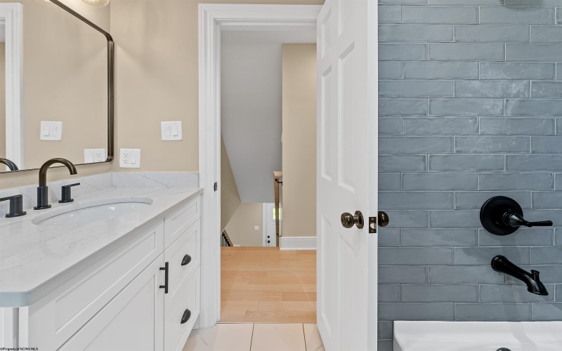 644 Lashley Drive, Morgantown, West Virginia 26505, 4 Bedrooms Bedrooms, 9 Rooms Rooms,2 BathroomsBathrooms,Single Family Detached,For Sale,Lashley,10163896