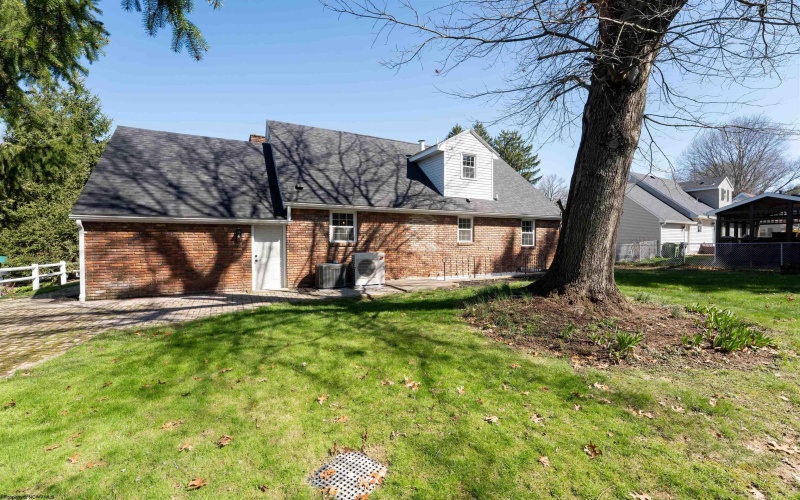 644 Lashley Drive, Morgantown, West Virginia 26505, 4 Bedrooms Bedrooms, 9 Rooms Rooms,2 BathroomsBathrooms,Single Family Detached,For Sale,Lashley,10163896