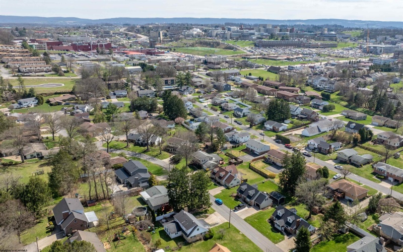 644 Lashley Drive, Morgantown, West Virginia 26505, 4 Bedrooms Bedrooms, 9 Rooms Rooms,2 BathroomsBathrooms,Single Family Detached,For Sale,Lashley,10163896