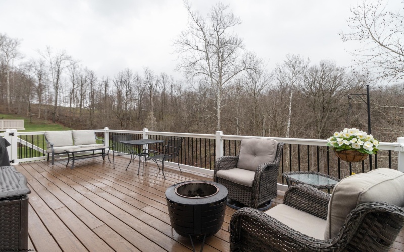 3722 Swallowtail Drive, Morgantown, West Virginia 26508, 4 Bedrooms Bedrooms, 8 Rooms Rooms,3 BathroomsBathrooms,Single Family Detached,For Sale,Swallowtail,10163899 3722 Swallowtail Drive, Morgantown, West Virginia 26508, 4 Bedrooms Bedrooms, 8 Rooms Rooms,3 BathroomsBathrooms,Single Family Detached,For Sale,Swallowtail,10163899