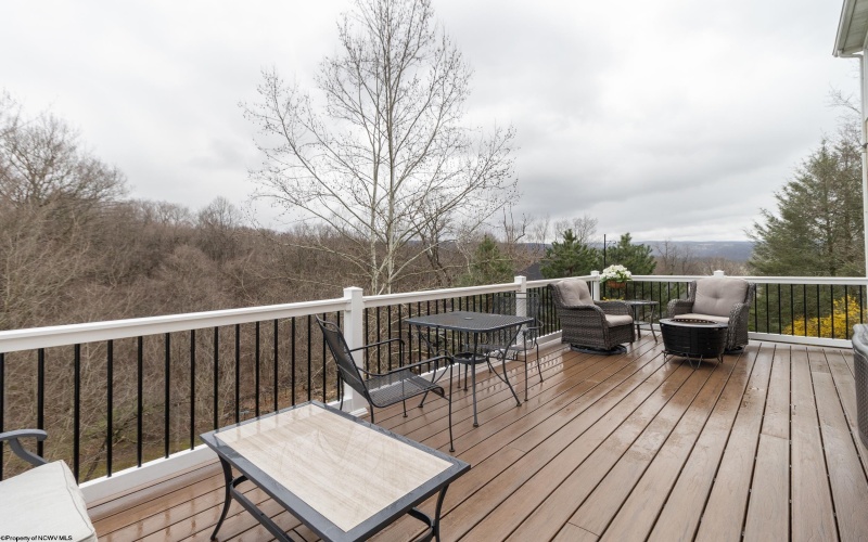 3722 Swallowtail Drive, Morgantown, West Virginia 26508, 4 Bedrooms Bedrooms, 8 Rooms Rooms,3 BathroomsBathrooms,Single Family Detached,For Sale,Swallowtail,10163899 3722 Swallowtail Drive, Morgantown, West Virginia 26508, 4 Bedrooms Bedrooms, 8 Rooms Rooms,3 BathroomsBathrooms,Single Family Detached,For Sale,Swallowtail,10163899