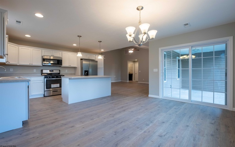 14 Hawk Station Drive, Fairmont, West Virginia 26554, 3 Bedrooms Bedrooms, 6 Rooms Rooms,2 BathroomsBathrooms,Single Family Detached,For Sale,Hawk Station,10163902