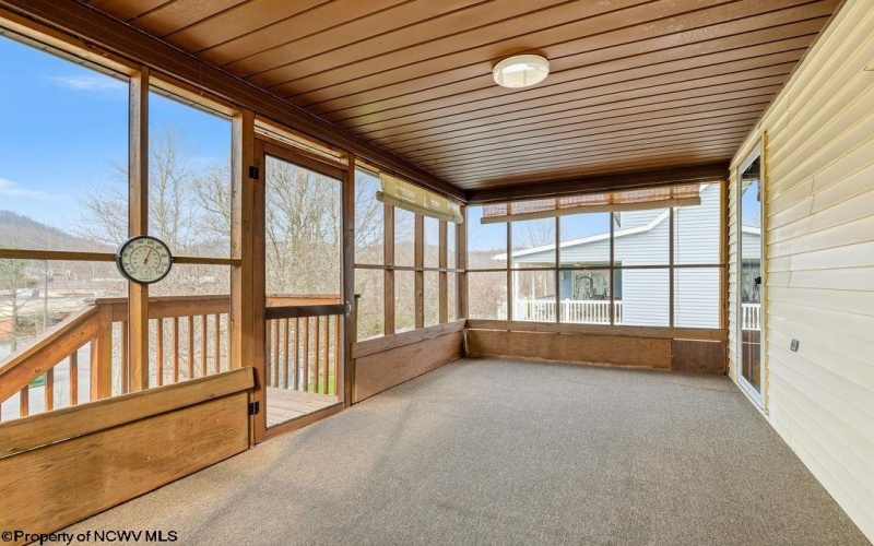 27 Millbrook Road, Bridgeport, West Virginia 26330, 3 Bedrooms Bedrooms, 6 Rooms Rooms,2 BathroomsBathrooms,Single Family Detached,For Sale,Millbrook,10163905