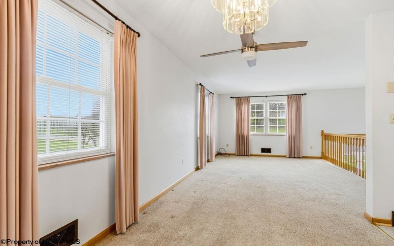 27 Millbrook Road, Bridgeport, West Virginia 26330, 3 Bedrooms Bedrooms, 6 Rooms Rooms,2 BathroomsBathrooms,Single Family Detached,For Sale,Millbrook,10163905