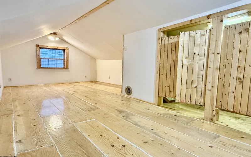 720 Gaston Avenue, Fairmont, West Virginia 26554, 2 Bedrooms Bedrooms, 8 Rooms Rooms,2 BathroomsBathrooms,Single Family Detached,For Sale,Gaston,10163903 720 Gaston Avenue, Fairmont, West Virginia 26554, 2 Bedrooms Bedrooms, 8 Rooms Rooms,2 BathroomsBathrooms,Single Family Detached,For Sale,Gaston,10163903