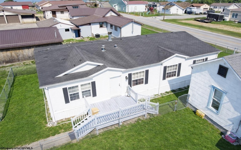 1317 River Avenue, Weston, West Virginia 26452, 3 Bedrooms Bedrooms, 6 Rooms Rooms,2 BathroomsBathrooms,Single Family Detached,For Sale,River,10163904