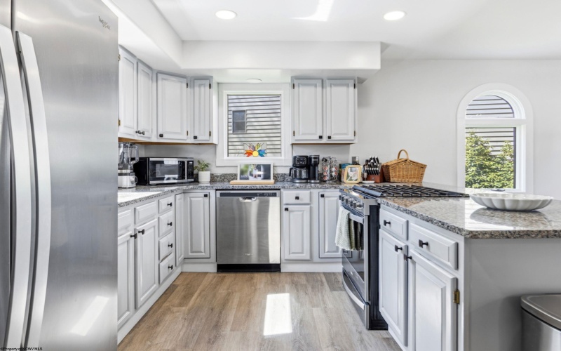 615 Mariner Village, Morgantown, West Virginia 26508, 3 Bedrooms Bedrooms, 6 Rooms Rooms,3 BathroomsBathrooms,Single Family Attached,For Sale,Mariner,10163913 615 Mariner Village, Morgantown, West Virginia 26508, 3 Bedrooms Bedrooms, 6 Rooms Rooms,3 BathroomsBathrooms,Single Family Attached,For Sale,Mariner,10163913