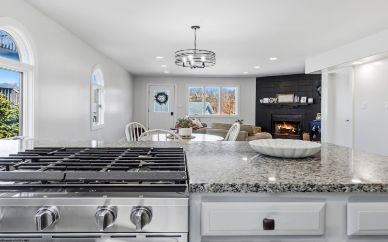 615 Mariner Village, Morgantown, West Virginia 26508, 3 Bedrooms Bedrooms, 6 Rooms Rooms,3 BathroomsBathrooms,Single Family Attached,For Sale,Mariner,10163913 615 Mariner Village, Morgantown, West Virginia 26508, 3 Bedrooms Bedrooms, 6 Rooms Rooms,3 BathroomsBathrooms,Single Family Attached,For Sale,Mariner,10163913