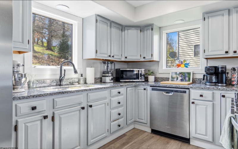 615 Mariner Village, Morgantown, West Virginia 26508, 3 Bedrooms Bedrooms, 6 Rooms Rooms,3 BathroomsBathrooms,Single Family Attached,For Sale,Mariner,10163913 615 Mariner Village, Morgantown, West Virginia 26508, 3 Bedrooms Bedrooms, 6 Rooms Rooms,3 BathroomsBathrooms,Single Family Attached,For Sale,Mariner,10163913