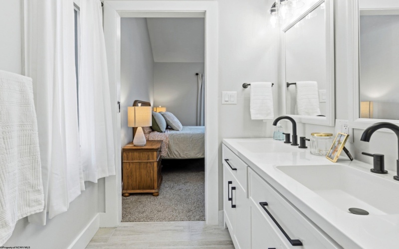 615 Mariner Village, Morgantown, West Virginia 26508, 3 Bedrooms Bedrooms, 6 Rooms Rooms,3 BathroomsBathrooms,Single Family Attached,For Sale,Mariner,10163913 615 Mariner Village, Morgantown, West Virginia 26508, 3 Bedrooms Bedrooms, 6 Rooms Rooms,3 BathroomsBathrooms,Single Family Attached,For Sale,Mariner,10163913