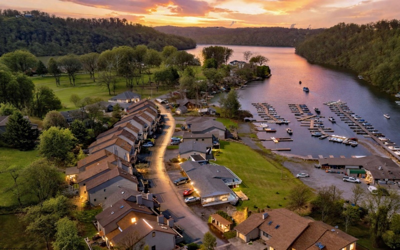 615 Mariner Village, Morgantown, West Virginia 26508, 3 Bedrooms Bedrooms, 6 Rooms Rooms,3 BathroomsBathrooms,Single Family Attached,For Sale,Mariner,10163913 615 Mariner Village, Morgantown, West Virginia 26508, 3 Bedrooms Bedrooms, 6 Rooms Rooms,3 BathroomsBathrooms,Single Family Attached,For Sale,Mariner,10163913