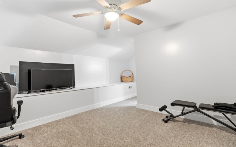 615 Mariner Village, Morgantown, West Virginia 26508, 3 Bedrooms Bedrooms, 6 Rooms Rooms,3 BathroomsBathrooms,Single Family Attached,For Sale,Mariner,10163913 615 Mariner Village, Morgantown, West Virginia 26508, 3 Bedrooms Bedrooms, 6 Rooms Rooms,3 BathroomsBathrooms,Single Family Attached,For Sale,Mariner,10163913