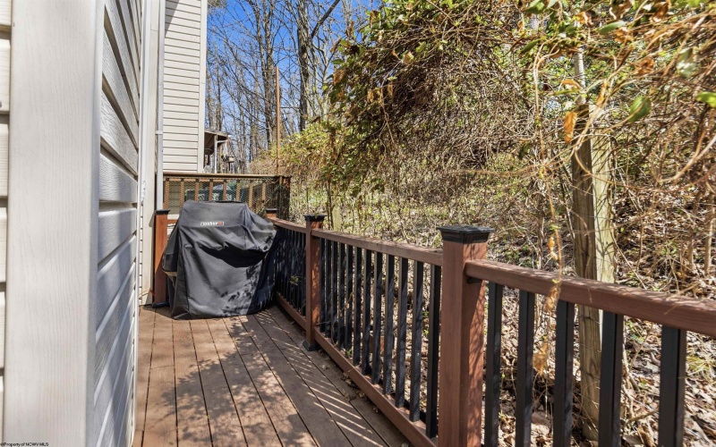 102 Stilwell Drive, Morgantown, West Virginia 26505, 2 Bedrooms Bedrooms, 8 Rooms Rooms,2 BathroomsBathrooms,Single Family Attached,For Sale,Stilwell,10163921