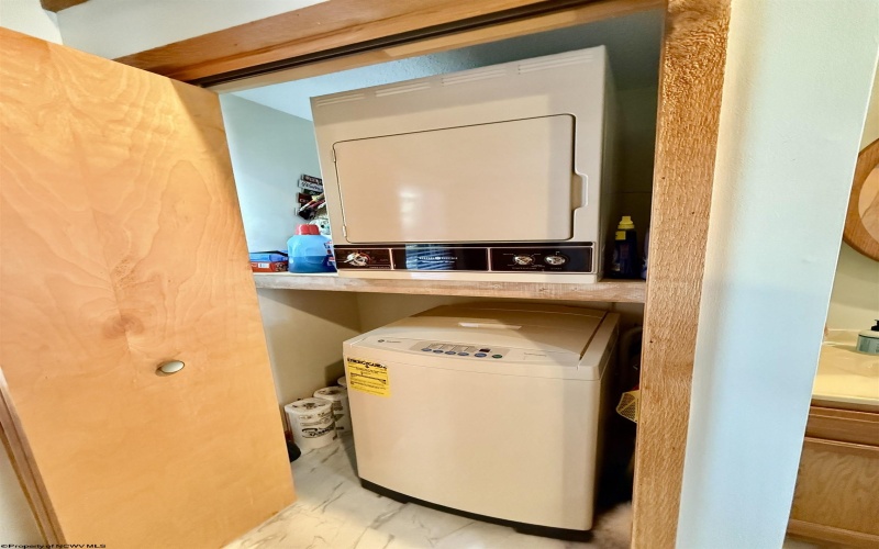 21 Bear Lair Lane, Davis, West Virginia 26260, 2 Bedrooms Bedrooms, 5 Rooms Rooms,1 BathroomBathrooms,Single Family Detached,For Sale,Bear Lair,10163923 21 Bear Lair Lane, Davis, West Virginia 26260, 2 Bedrooms Bedrooms, 5 Rooms Rooms,1 BathroomBathrooms,Single Family Detached,For Sale,Bear Lair,10163923