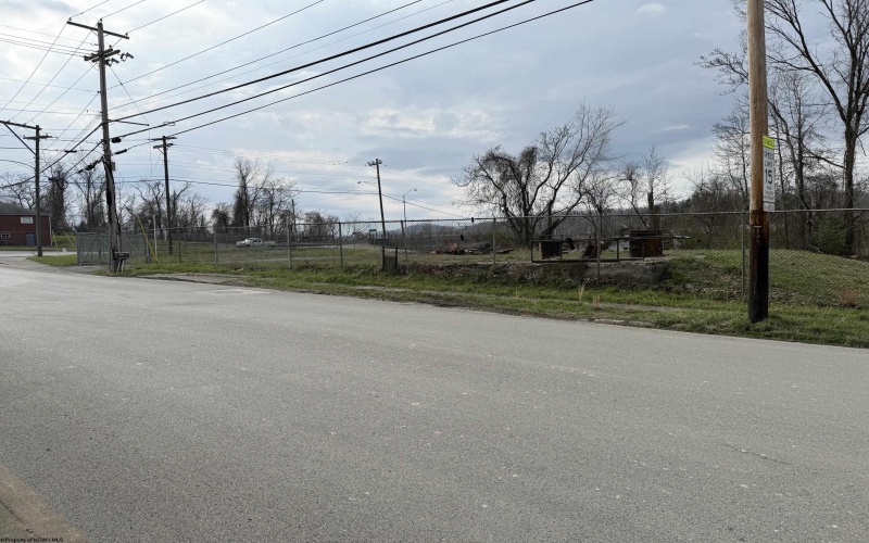 212-226 Ohio Avenue, Clarksburg, West Virginia 26301, ,Lots/land,For Sale,Ohio,10163911 212-226 Ohio Avenue, Clarksburg, West Virginia 26301, ,Lots/land,For Sale,Ohio,10163911