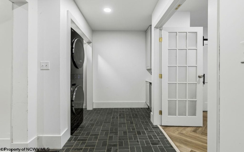 1116 Grafton Road, Fairmont, West Virginia 26554, 4 Bedrooms Bedrooms, 9 Rooms Rooms,2 BathroomsBathrooms,Single Family Detached,For Sale,Grafton,10163906