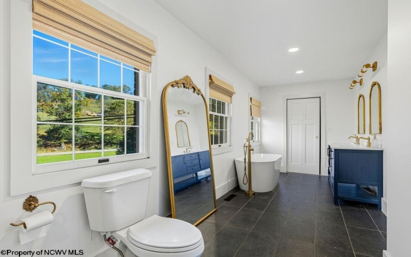 1116 Grafton Road, Fairmont, West Virginia 26554, 4 Bedrooms Bedrooms, 9 Rooms Rooms,2 BathroomsBathrooms,Single Family Detached,For Sale,Grafton,10163906