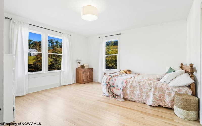 1116 Grafton Road, Fairmont, West Virginia 26554, 4 Bedrooms Bedrooms, 9 Rooms Rooms,2 BathroomsBathrooms,Single Family Detached,For Sale,Grafton,10163906