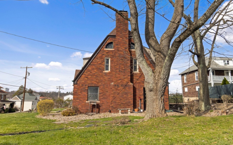 15 West Street, Westover, West Virginia 26501, 3 Bedrooms Bedrooms, 9 Rooms Rooms,2 BathroomsBathrooms,Single Family Detached,For Sale,West,10163912 15 West Street, Westover, West Virginia 26501, 3 Bedrooms Bedrooms, 9 Rooms Rooms,2 BathroomsBathrooms,Single Family Detached,For Sale,West,10163912