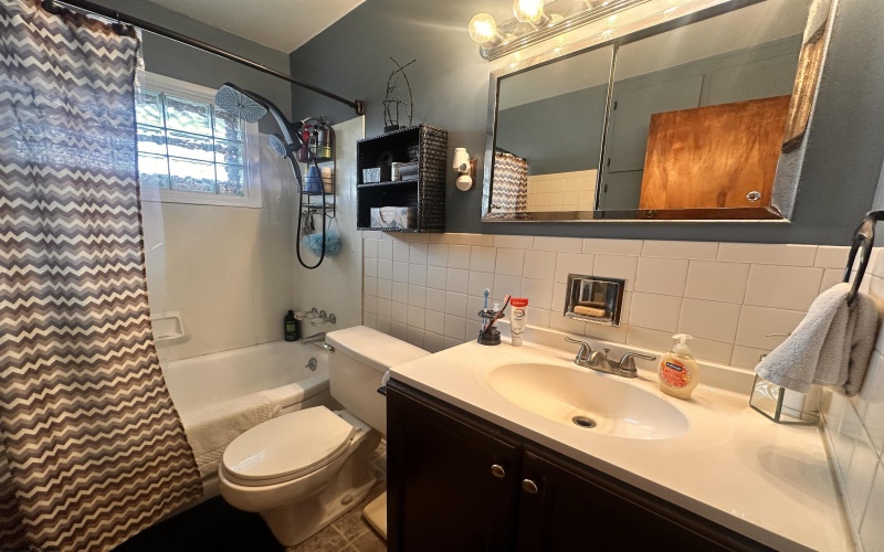 159 Kramer Drive, Clarksburg, West Virginia 26301, 3 Bedrooms Bedrooms, 5 Rooms Rooms,1 BathroomBathrooms,Single Family Detached,For Sale,Kramer,10163920