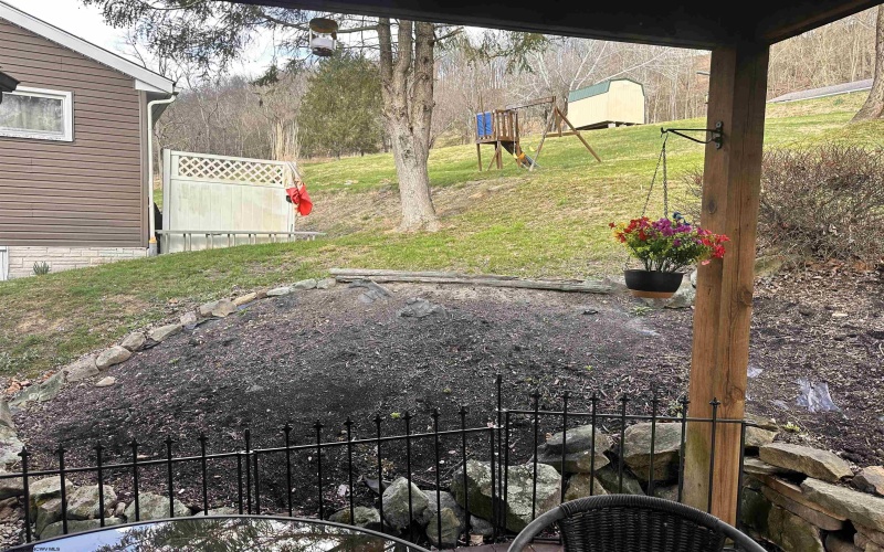 159 Kramer Drive, Clarksburg, West Virginia 26301, 3 Bedrooms Bedrooms, 5 Rooms Rooms,1 BathroomBathrooms,Single Family Detached,For Sale,Kramer,10163920