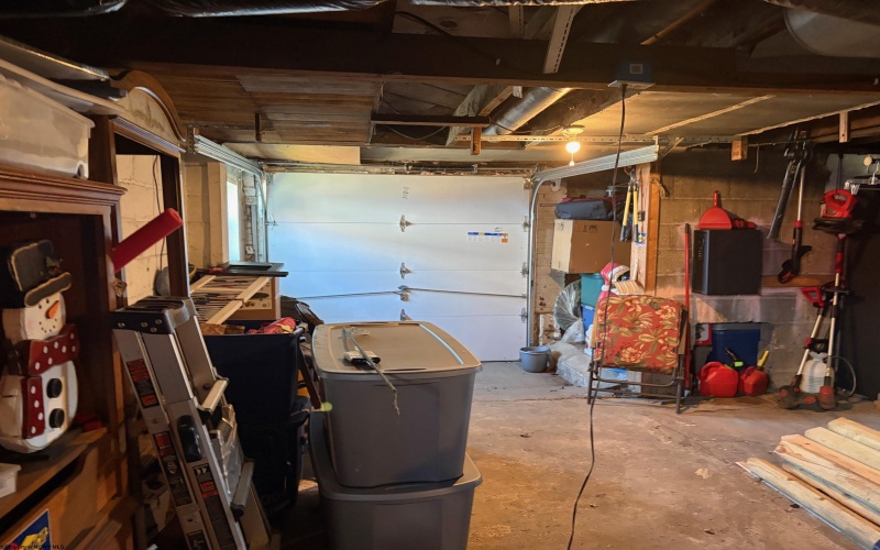 205 Violet Street, Fairmont, West Virginia 26554, 2 Bedrooms Bedrooms, 4 Rooms Rooms,1 BathroomBathrooms,Single Family Detached,For Sale,Violet,10163919 205 Violet Street, Fairmont, West Virginia 26554, 2 Bedrooms Bedrooms, 4 Rooms Rooms,1 BathroomBathrooms,Single Family Detached,For Sale,Violet,10163919