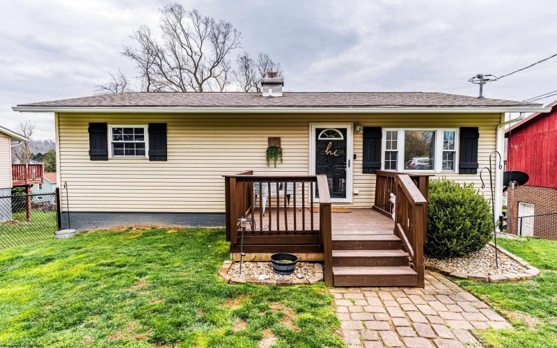 1032 Montrose Avenue, Morgantown, West Virginia 26505, 3 Bedrooms Bedrooms, 5 Rooms Rooms,1 BathroomBathrooms,Single Family Detached,For Sale,Montrose,10163909 1032 Montrose Avenue, Morgantown, West Virginia 26505, 3 Bedrooms Bedrooms, 5 Rooms Rooms,1 BathroomBathrooms,Single Family Detached,For Sale,Montrose,10163909