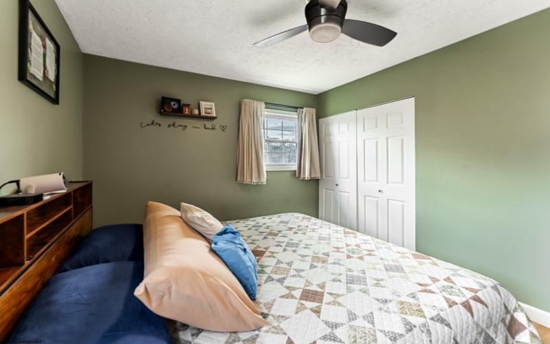 1032 Montrose Avenue, Morgantown, West Virginia 26505, 3 Bedrooms Bedrooms, 5 Rooms Rooms,1 BathroomBathrooms,Single Family Detached,For Sale,Montrose,10163909 1032 Montrose Avenue, Morgantown, West Virginia 26505, 3 Bedrooms Bedrooms, 5 Rooms Rooms,1 BathroomBathrooms,Single Family Detached,For Sale,Montrose,10163909