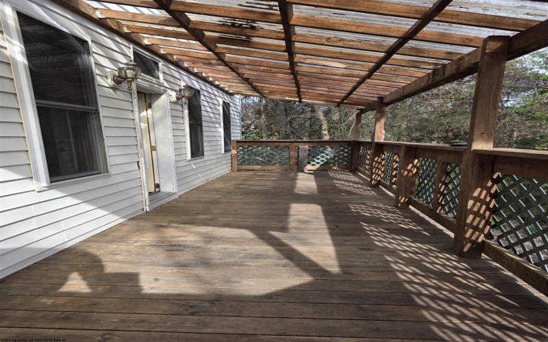 1326 Montrose Avenue, Morgantown, West Virginia 26505, 4 Bedrooms Bedrooms, 6 Rooms Rooms,3 BathroomsBathrooms,Single Family Detached,For Sale,Montrose,10163928