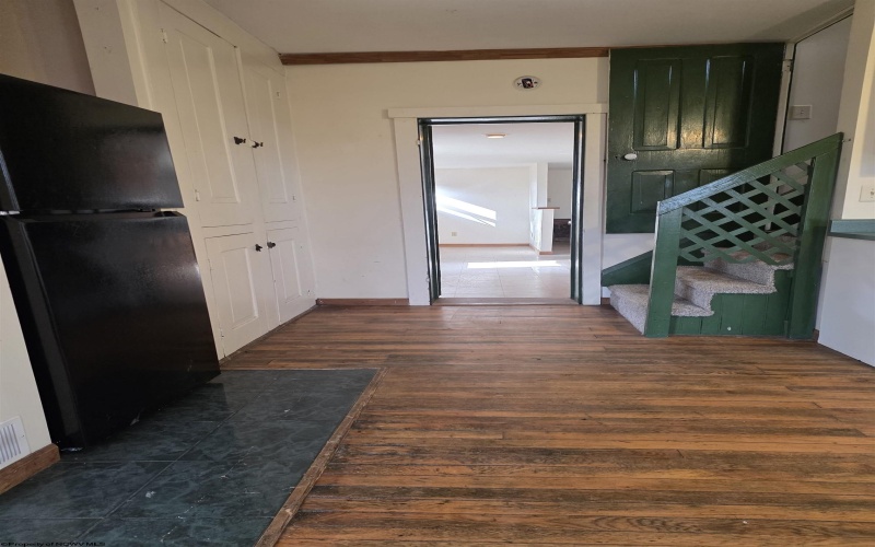 1326 Montrose Avenue, Morgantown, West Virginia 26505, 4 Bedrooms Bedrooms, 6 Rooms Rooms,3 BathroomsBathrooms,Single Family Detached,For Sale,Montrose,10163928