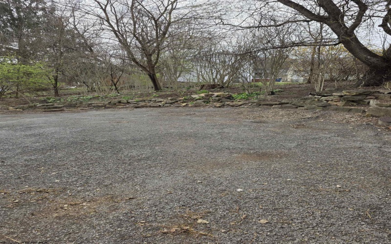 1326 Montrose Avenue, Morgantown, West Virginia 26505, 4 Bedrooms Bedrooms, 6 Rooms Rooms,3 BathroomsBathrooms,Single Family Detached,For Sale,Montrose,10163928