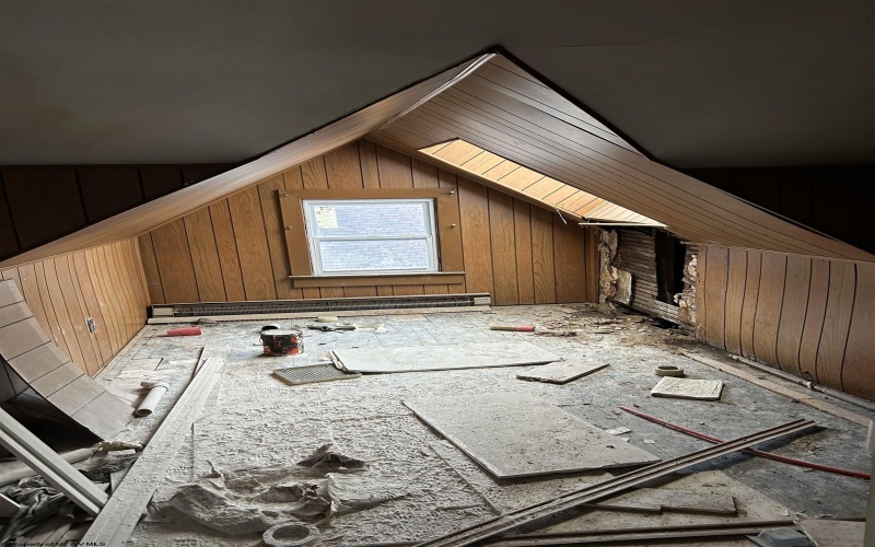 213 Watson Avenue, Fairmont, West Virginia 26554, 4 Bedrooms Bedrooms, 13 Rooms Rooms,2 BathroomsBathrooms,Single Family Detached,For Sale,Watson,10163927