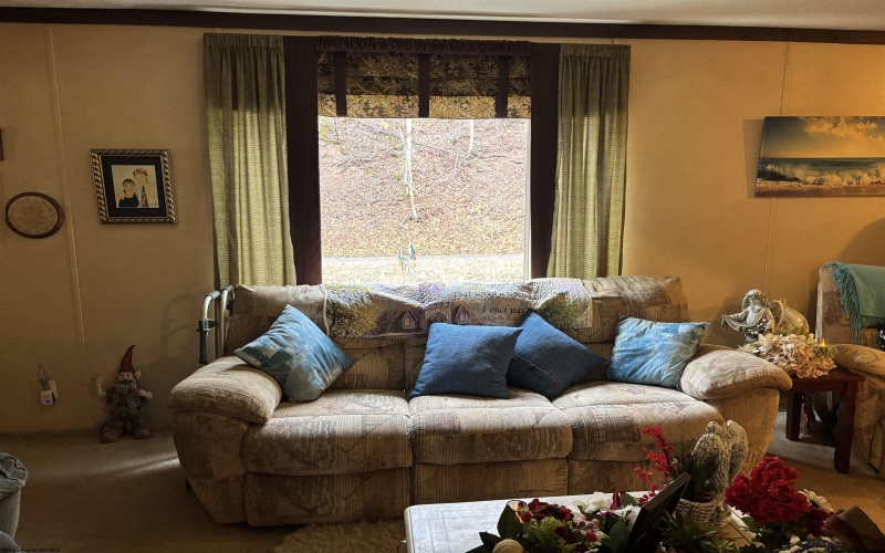 1058 Bean Hollow, West Union, West Virginia 26456, 4 Bedrooms Bedrooms, 9 Rooms Rooms,3 BathroomsBathrooms,Single Family Detached,For Sale,Bean,10163932 1058 Bean Hollow, West Union, West Virginia 26456, 4 Bedrooms Bedrooms, 9 Rooms Rooms,3 BathroomsBathrooms,Single Family Detached,For Sale,Bean,10163932