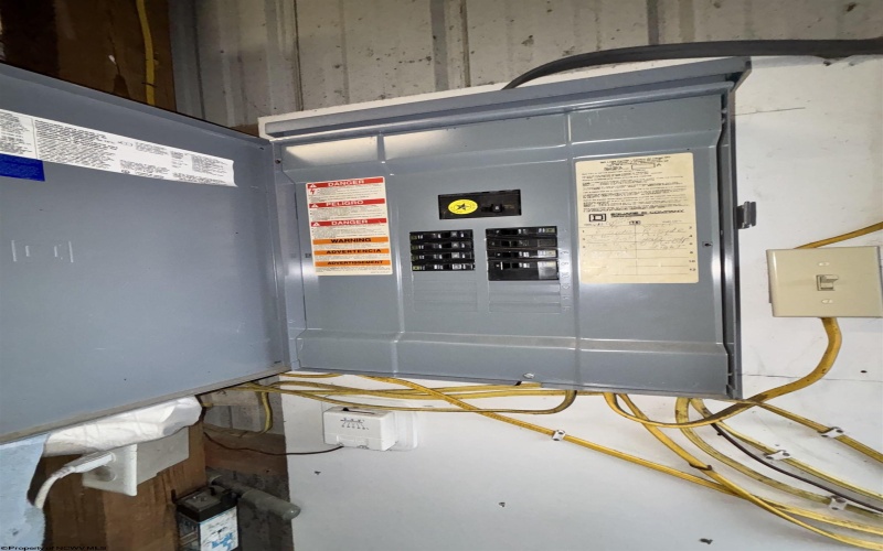 1058 Bean Hollow, West Union, West Virginia 26456, 4 Bedrooms Bedrooms, 9 Rooms Rooms,3 BathroomsBathrooms,Single Family Detached,For Sale,Bean,10163932 1058 Bean Hollow, West Union, West Virginia 26456, 4 Bedrooms Bedrooms, 9 Rooms Rooms,3 BathroomsBathrooms,Single Family Detached,For Sale,Bean,10163932