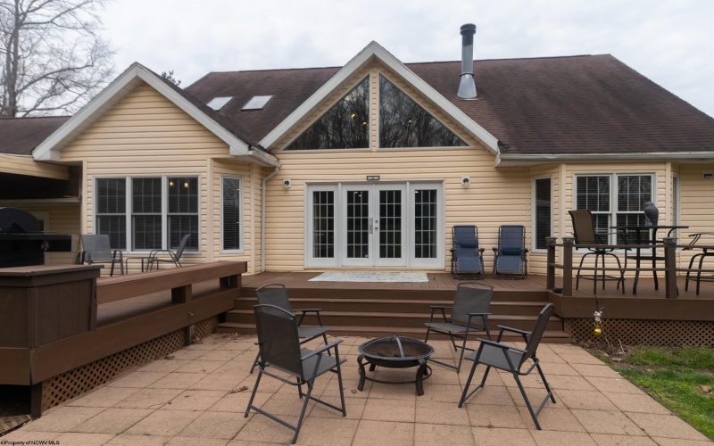 79 Whispering Pine Lane, Bridgeport, West Virginia 26330, 4 Bedrooms Bedrooms, 8 Rooms Rooms,2 BathroomsBathrooms,Single Family Detached,For Sale,Whispering Pine,10163931 79 Whispering Pine Lane, Bridgeport, West Virginia 26330, 4 Bedrooms Bedrooms, 8 Rooms Rooms,2 BathroomsBathrooms,Single Family Detached,For Sale,Whispering Pine,10163931