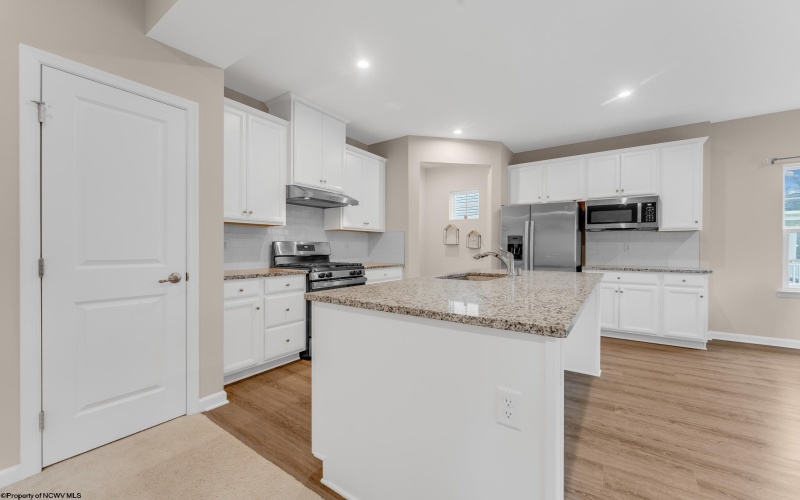 73 David Lane, Morgantown, West Virginia 26505, 4 Bedrooms Bedrooms, 7 Rooms Rooms,2 BathroomsBathrooms,Single Family Detached,For Sale,David,10163929