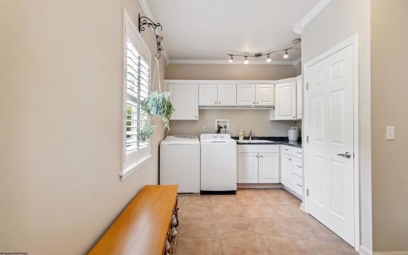 1 Mountain Vista Drive, Morgantown, West Virginia 26508, 4 Bedrooms Bedrooms, 14 Rooms Rooms,3 BathroomsBathrooms,Single Family Detached,For Sale,Mountain Vista,10163930