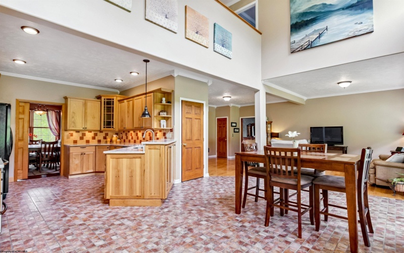 1 Mountain Vista Drive, Morgantown, West Virginia 26508, 4 Bedrooms Bedrooms, 14 Rooms Rooms,3 BathroomsBathrooms,Single Family Detached,For Sale,Mountain Vista,10163930