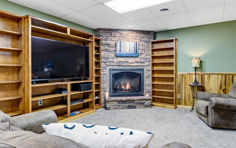 1 Mountain Vista Drive, Morgantown, West Virginia 26508, 4 Bedrooms Bedrooms, 14 Rooms Rooms,3 BathroomsBathrooms,Single Family Detached,For Sale,Mountain Vista,10163930