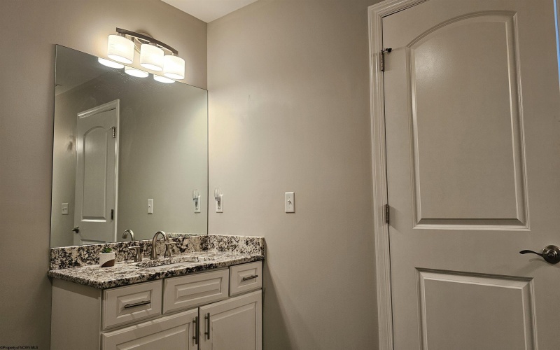 313 Salonika Drive, Morgantown, West Virginia 26508, 5 Bedrooms Bedrooms, 12 Rooms Rooms,4 BathroomsBathrooms,Single Family Detached,For Sale,Salonika,10160945