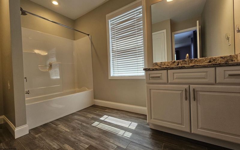 313 Salonika Drive, Morgantown, West Virginia 26508, 5 Bedrooms Bedrooms, 12 Rooms Rooms,4 BathroomsBathrooms,Single Family Detached,For Sale,Salonika,10160945