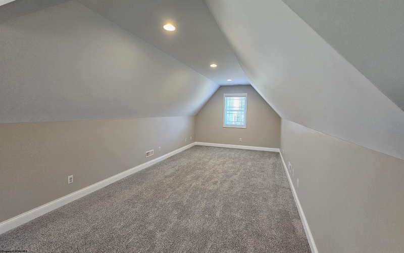 313 Salonika Drive, Morgantown, West Virginia 26508, 5 Bedrooms Bedrooms, 12 Rooms Rooms,4 BathroomsBathrooms,Single Family Detached,For Sale,Salonika,10160945