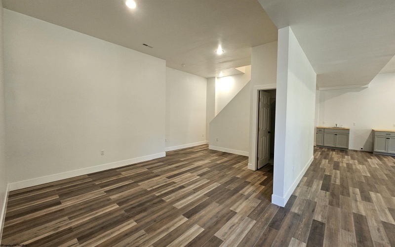 313 Salonika Drive, Morgantown, West Virginia 26508, 5 Bedrooms Bedrooms, 12 Rooms Rooms,4 BathroomsBathrooms,Single Family Detached,For Sale,Salonika,10160945