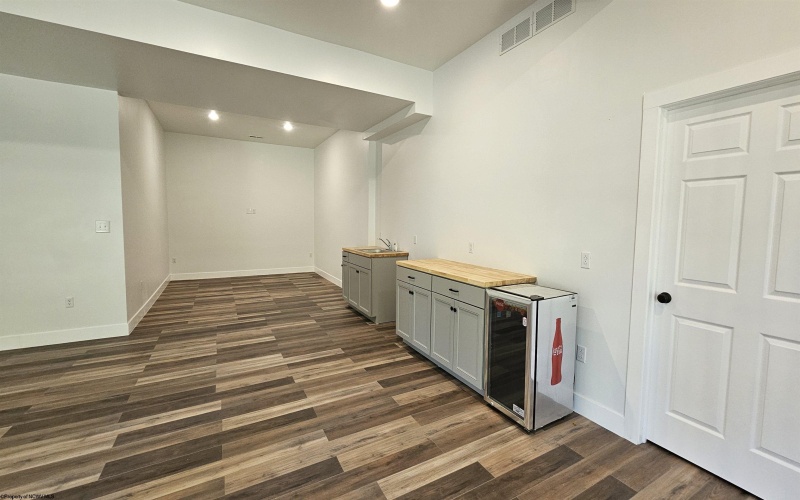 313 Salonika Drive, Morgantown, West Virginia 26508, 5 Bedrooms Bedrooms, 12 Rooms Rooms,4 BathroomsBathrooms,Single Family Detached,For Sale,Salonika,10160945