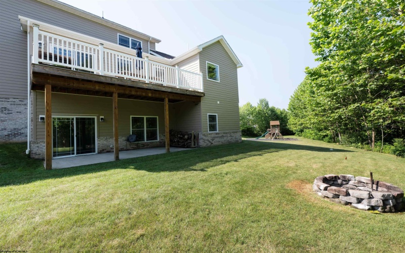 313 Salonika Drive, Morgantown, West Virginia 26508, 5 Bedrooms Bedrooms, 12 Rooms Rooms,4 BathroomsBathrooms,Single Family Detached,For Sale,Salonika,10160945