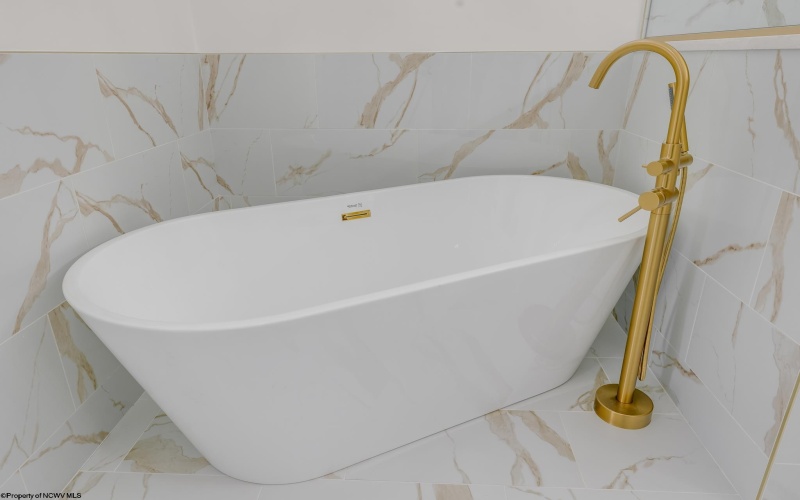 126 Tivoli Garden Drive, Morgantown, West Virginia 26508, 4 Bedrooms Bedrooms, 9 Rooms Rooms,4 BathroomsBathrooms,Single Family Attached,For Sale,Tivoli Garden,10163934 126 Tivoli Garden Drive, Morgantown, West Virginia 26508, 4 Bedrooms Bedrooms, 9 Rooms Rooms,4 BathroomsBathrooms,Single Family Attached,For Sale,Tivoli Garden,10163934