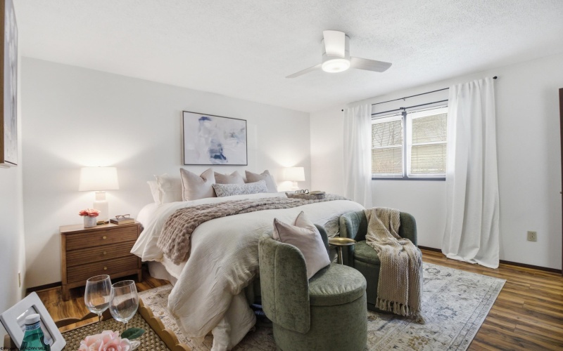 1104 Johnson Avenue, Bridgeport, West Virginia 26330, 3 Bedrooms Bedrooms, 7 Rooms Rooms,2 BathroomsBathrooms,Single Family Detached,For Sale,Johnson,10163941