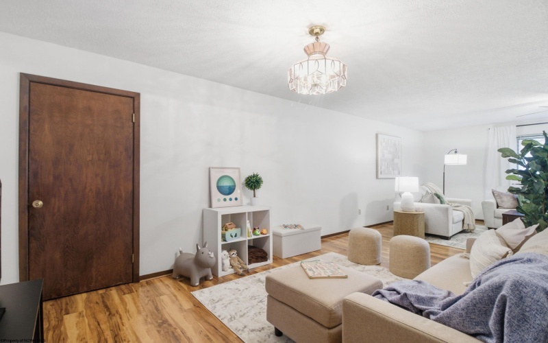 1104 Johnson Avenue, Bridgeport, West Virginia 26330, 3 Bedrooms Bedrooms, 7 Rooms Rooms,2 BathroomsBathrooms,Single Family Detached,For Sale,Johnson,10163941