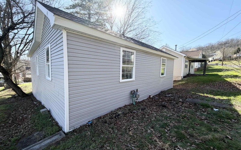 1228 Sabraton Avenue, Morgantown, West Virginia 26505, 3 Bedrooms Bedrooms, 5 Rooms Rooms,2 BathroomsBathrooms,Single Family Detached,For Sale,Sabraton,10163937